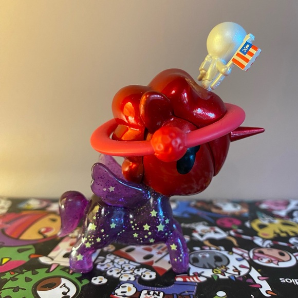 tokidoki Space Unicorno ORBIT *Chaser* - Picture 1 of 6